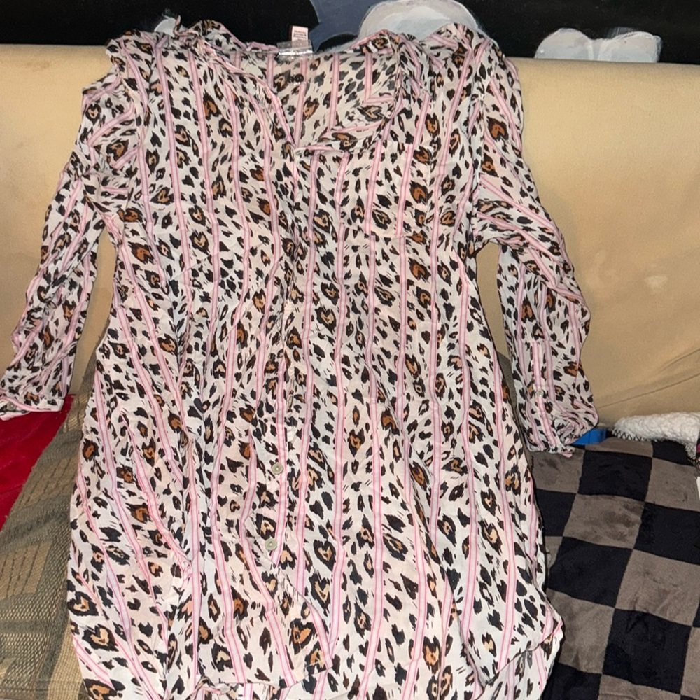 NWOT VS night gown size Large